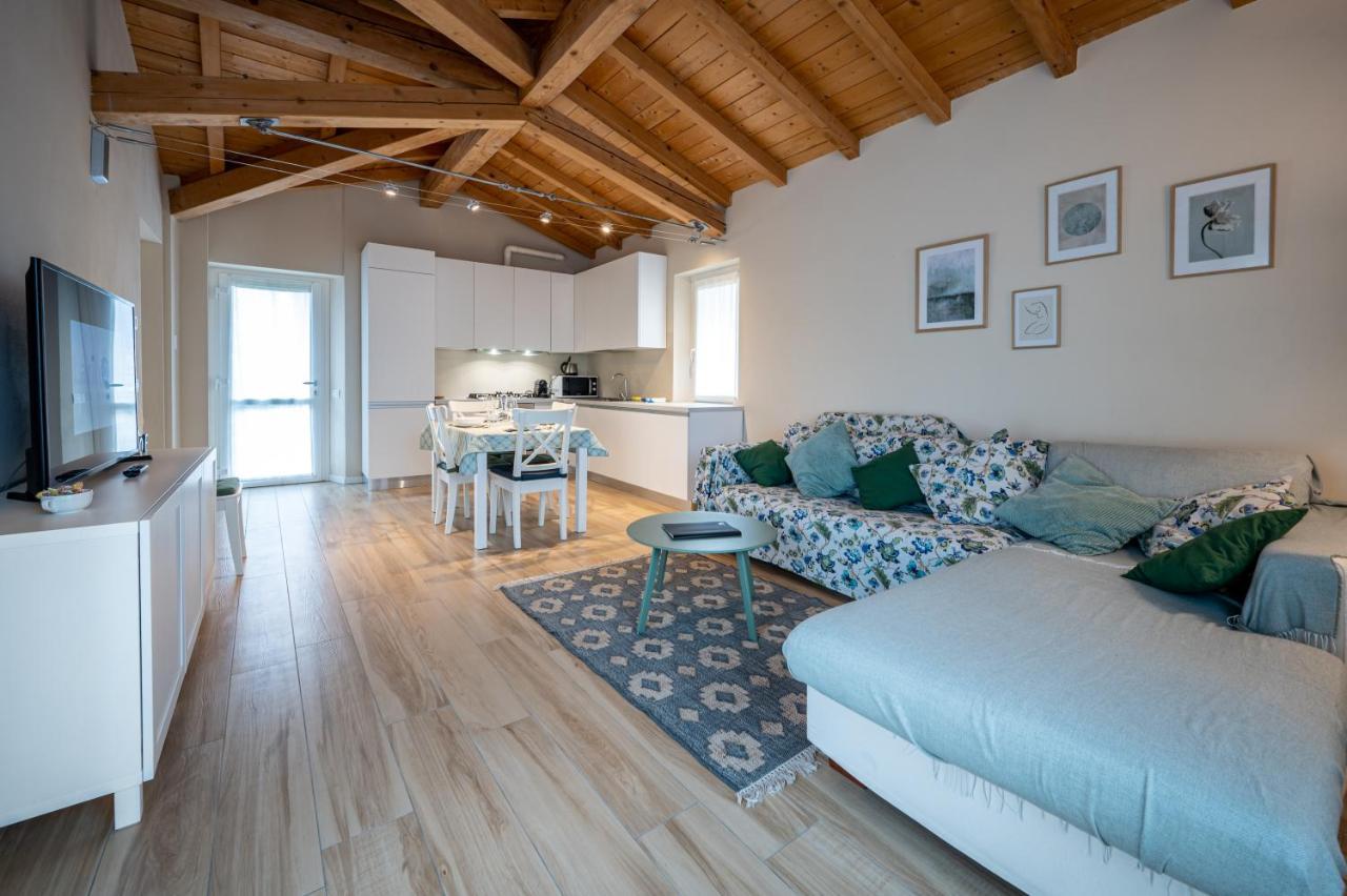 Casa Elena Apartment Consiglio di Rumo Екстериор снимка